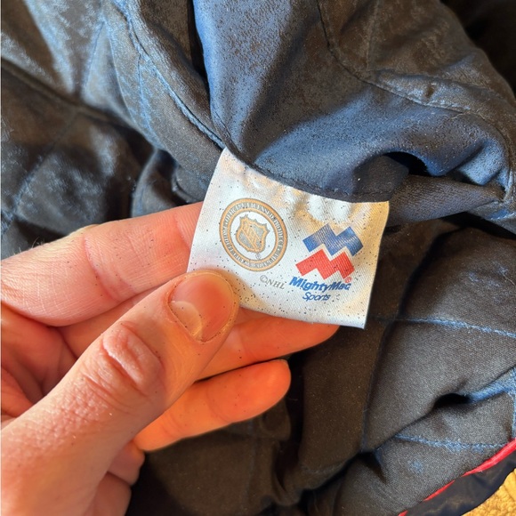 Vintage 90s Montreal Canadiens Jacket - Picture 5 of 12